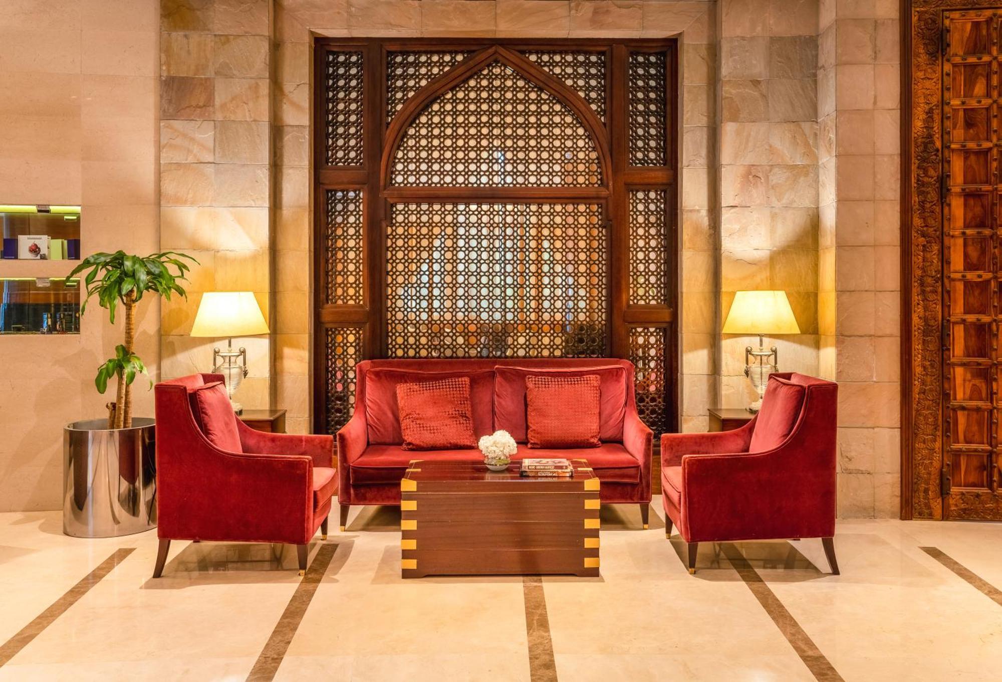 Moevenpick Hotel Al-Khobar Eksteriør bilde The lobby of the hotel