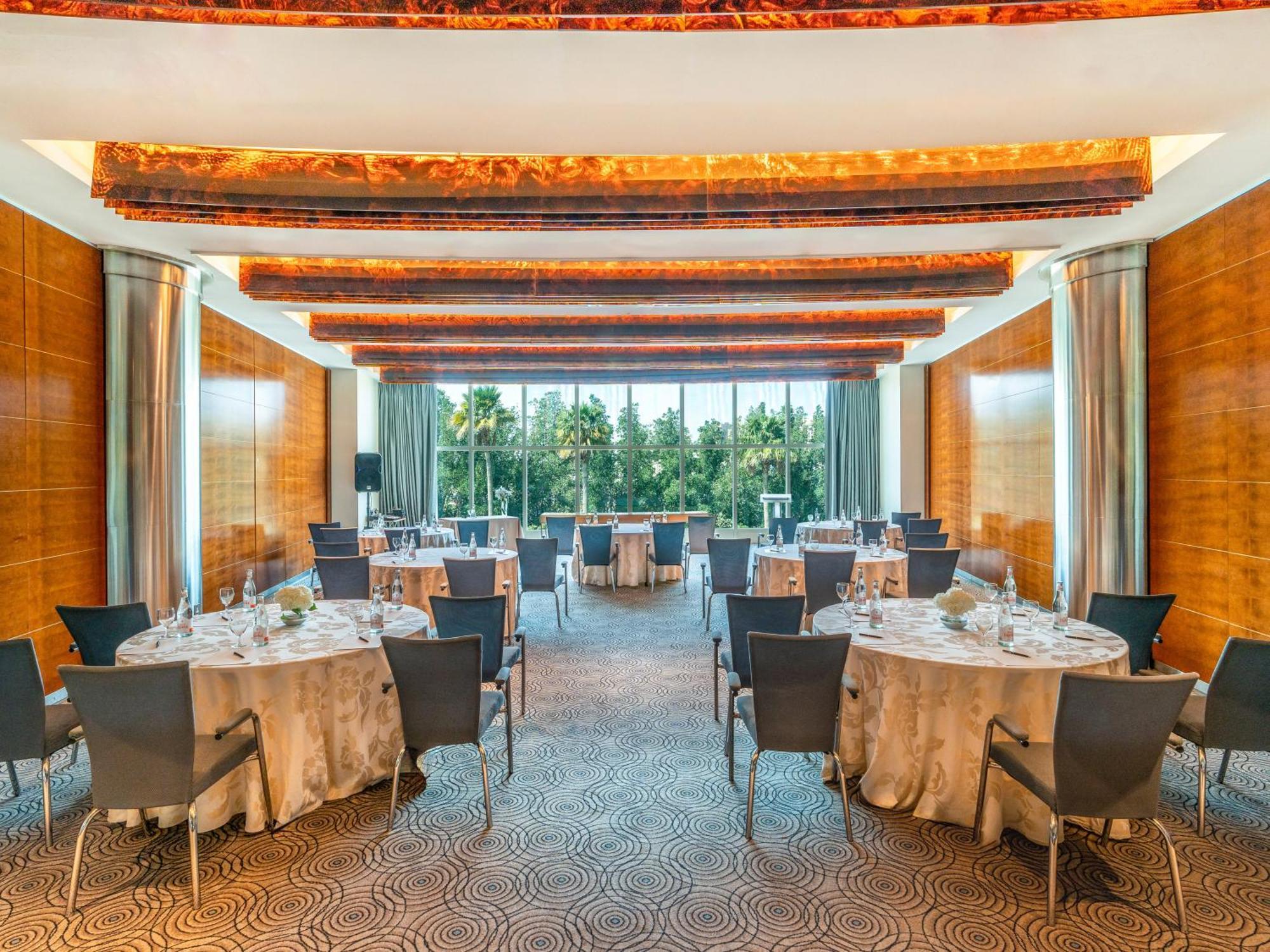 Moevenpick Hotel Al-Khobar Eksteriør bilde The Westin Hyderabad Hiranandani