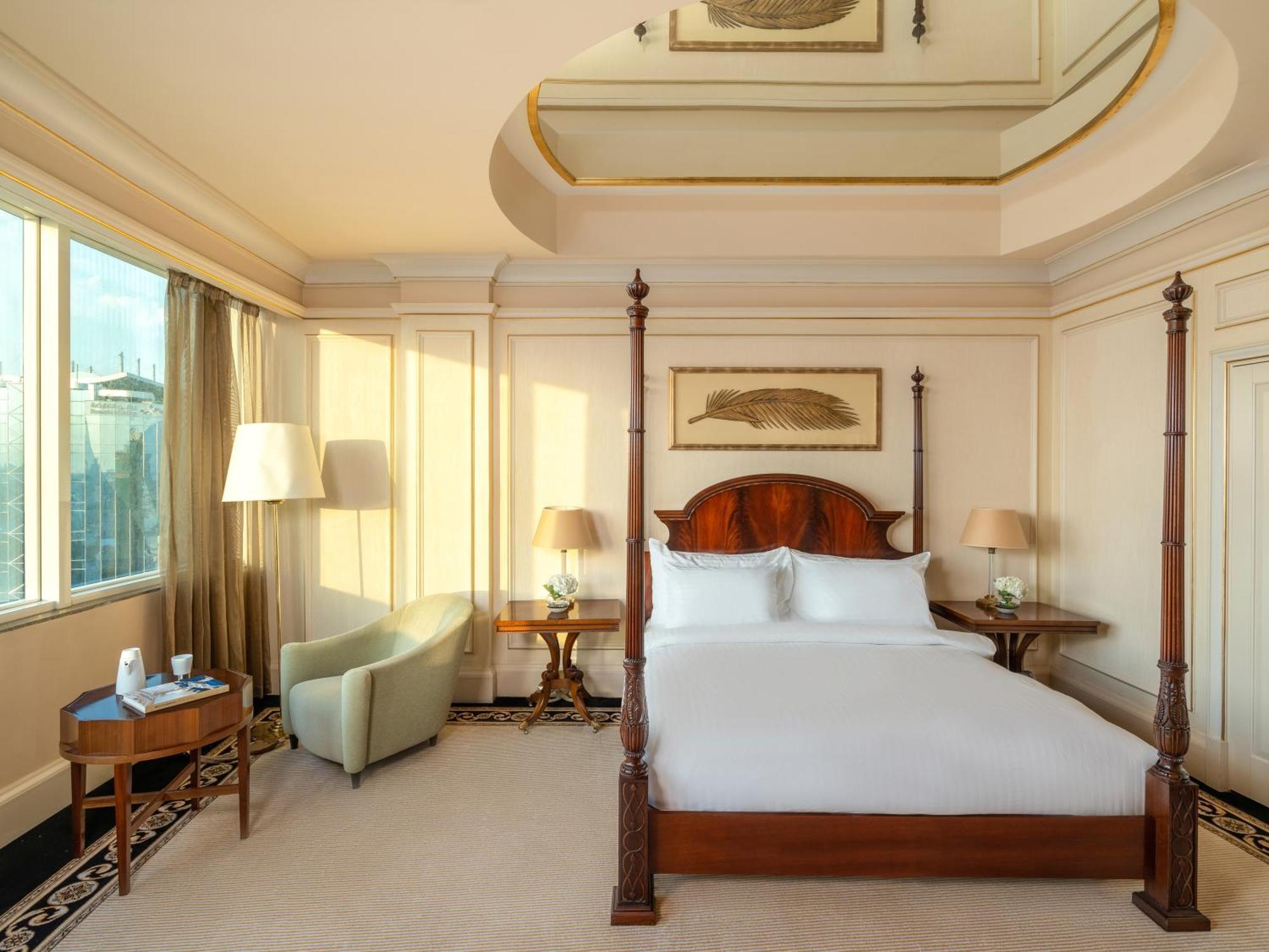 Moevenpick Hotel Al-Khobar Eksteriør bilde A bedroom at the hotel
