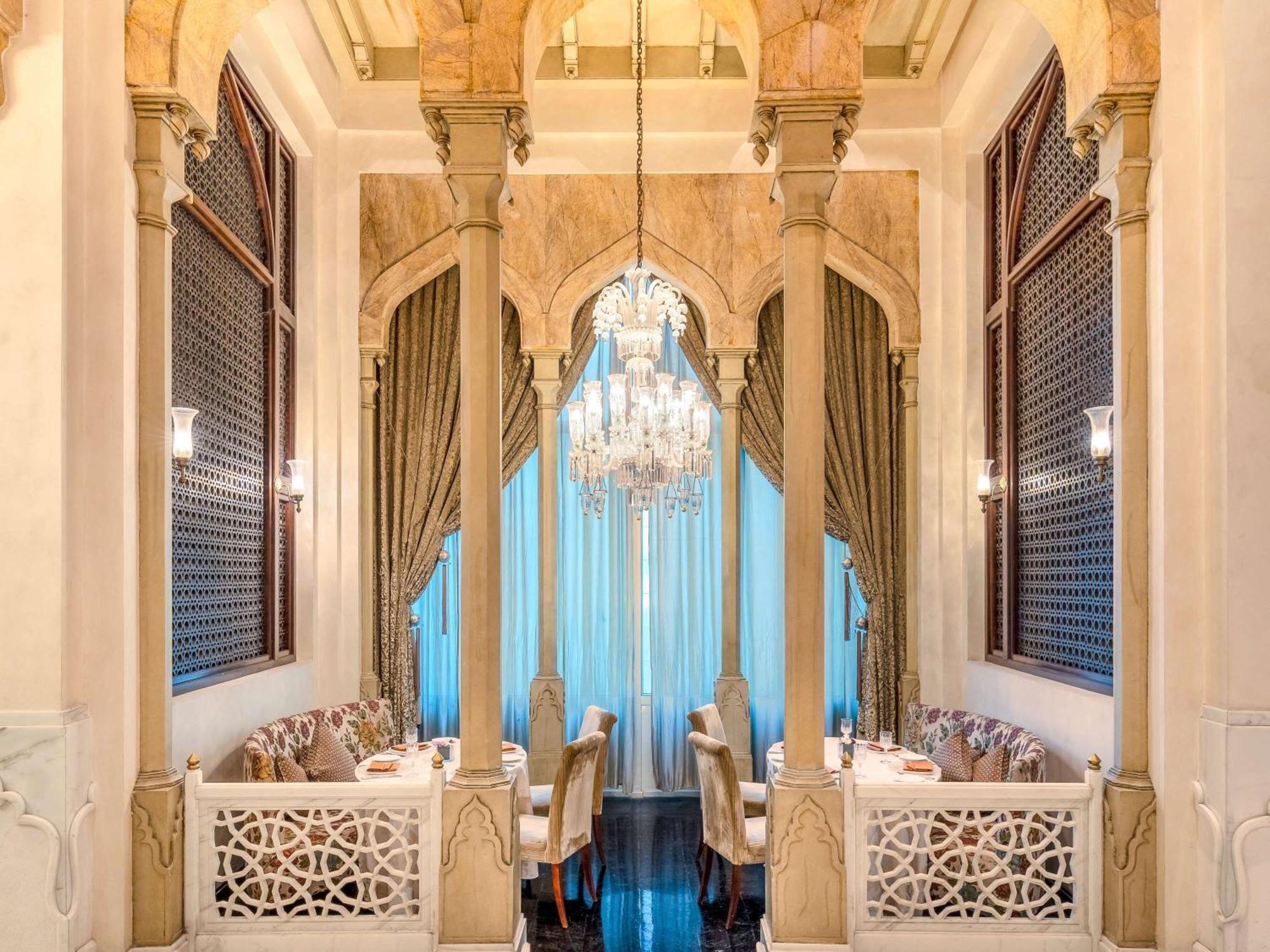 Moevenpick Hotel Al-Khobar Eksteriør bilde The restaurant